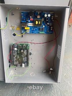 UTC/Interlogix TruPortal Control withTP-ADD-2D (6/4 Door Panel)